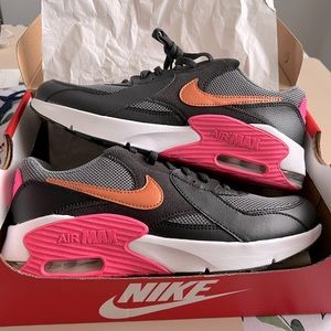 Sz. 7YOUTH Nike Air Excee *BRAND NEW* w/o tags